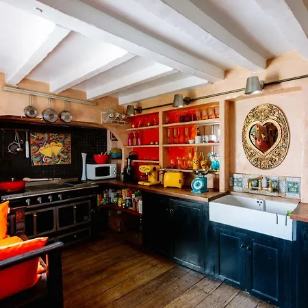 Apartament Triplex Avec Terrasse St Michel Paryż