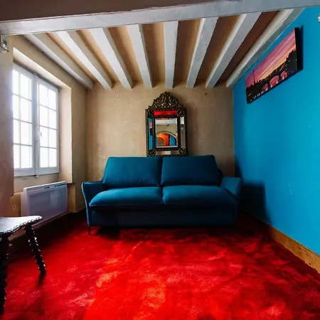 Triplex Avec Terrasse St Michel Apartment *