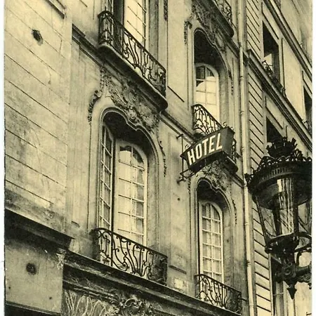 Apartment Triplex Avec Terrasse St Michel